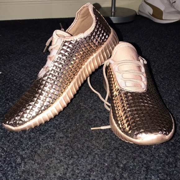 Classy Sassy Sneaker - Rose Gold - Picture 4 of 6